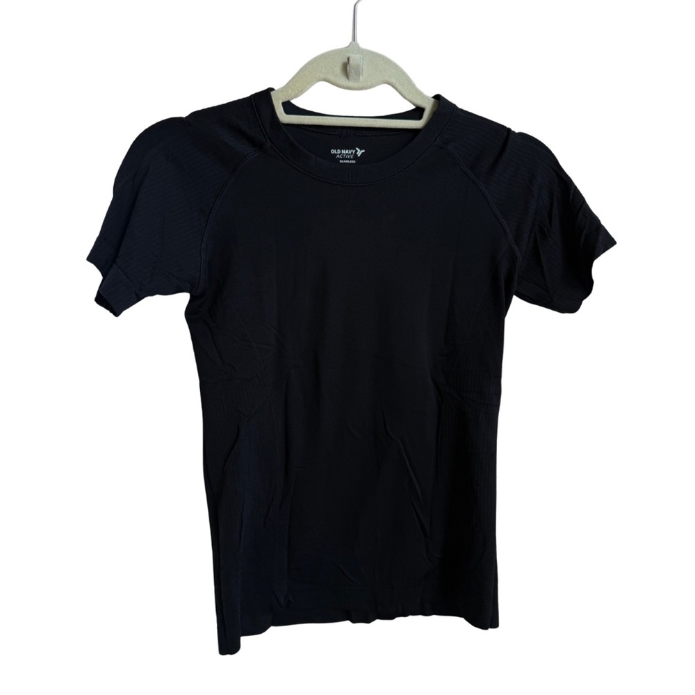 Old Navy ACTIVE Seamless Workout Top